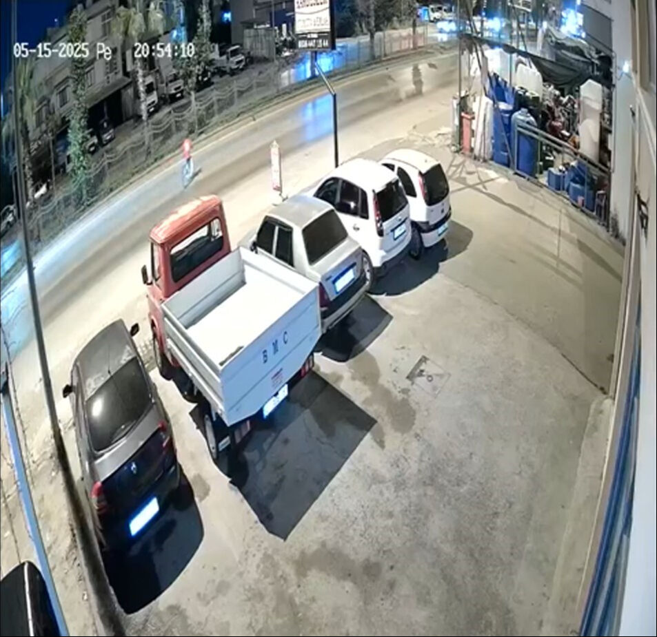 Otobanda facia! Aracın çarptığı 9 yaşındaki çocuk feci şekilde can verdi - 1. Resim