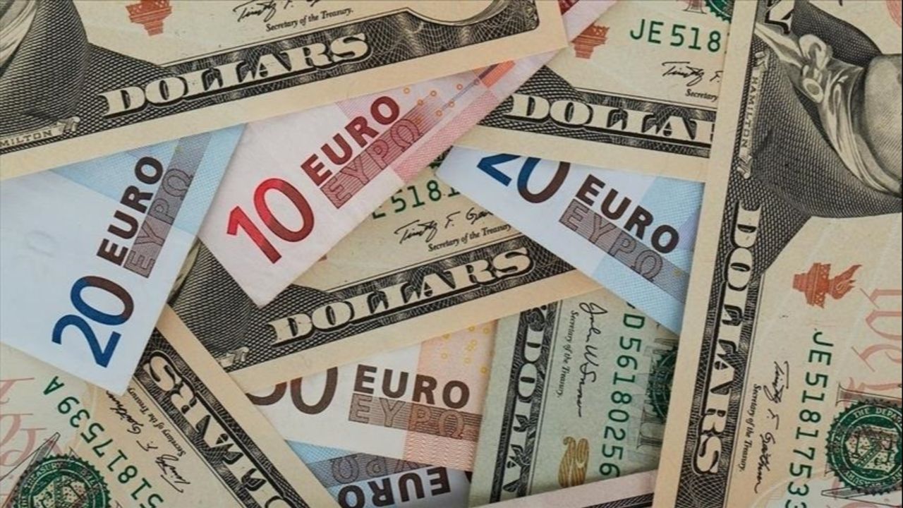 Piyasada dikkatler ‘büyüme’de… Dolar ve Euro haftaya nasıl başlıyor? Piyasada dikkatler ‘büyüme’de… Dolar ve Euro haftaya nasıl başlıyor?