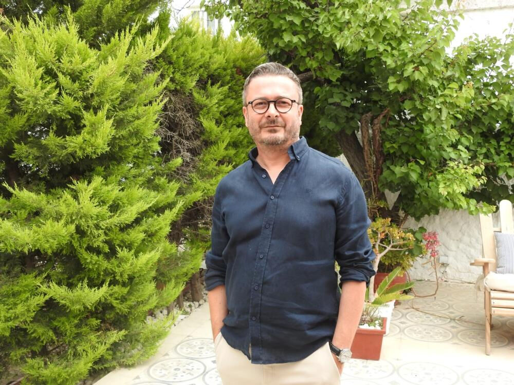 Tatilciler Çeşme'ye akın ediyor, 1 milyon kişi bekleniyor! Otel fiyatları ise 3 bin 500 TL'den başlıyor... - 1. Resim