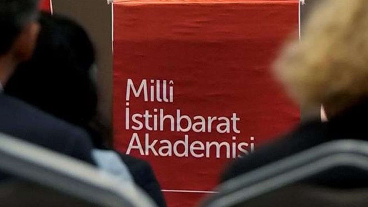 Yaş sınırı yok, kontenjan sınırlı! Milli İstihbarat Akademisi y&uuml;ksek lisans başvuruları başladı - 1. Resim