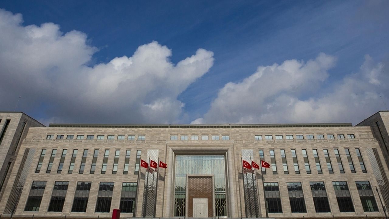 Yaş sınırı yok, kontenjan sınırlı! Milli İstihbarat Akademisi yüksek lisans başvuruları başladı Yaş sınırı yok, kontenjan sınırlı! Milli İstihbarat Akademisi yüksek lisans başvuruları başladı