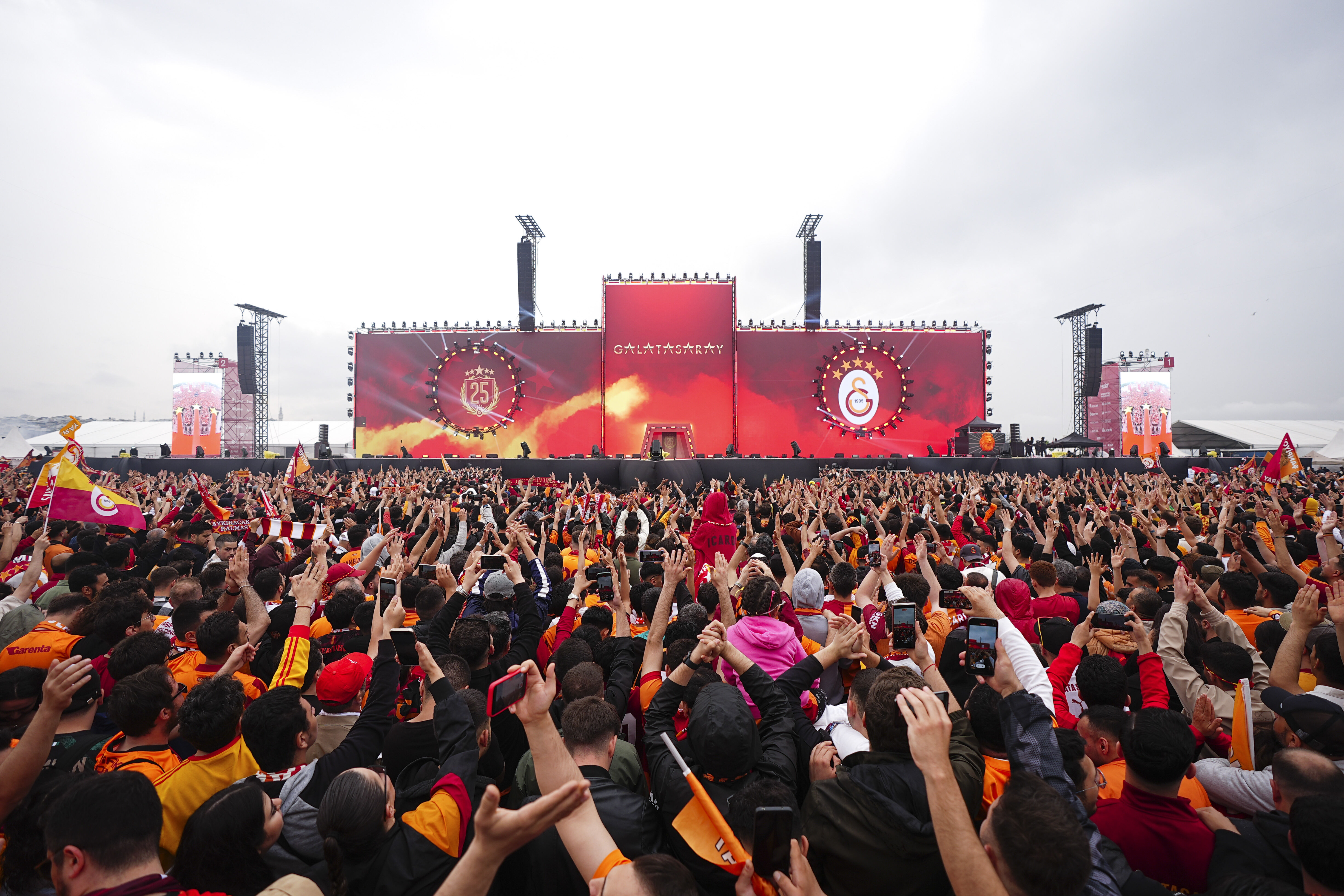 Yenikapı'daki şampiyonluk kutlamasına kaç kişi katıldı? 'Champions Fest' rekor kırdı - 2. Resim