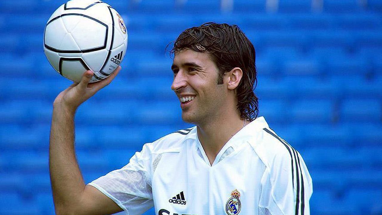 Rel Madrid'de Raul kararı! Kulüp efsanesi ile yollar ayrıldı Rel Madrid'de Raul kararı! Kulüp efsanesi ile yollar ayrıldı