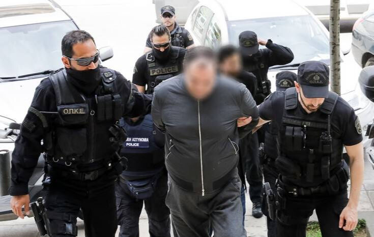 Film sahnelerini aratmadı! T&uuml;rk mafyası Selanik'te Yunan istihbarat&ccedil;ılarına kurşun yağdırdı - 1. Resim