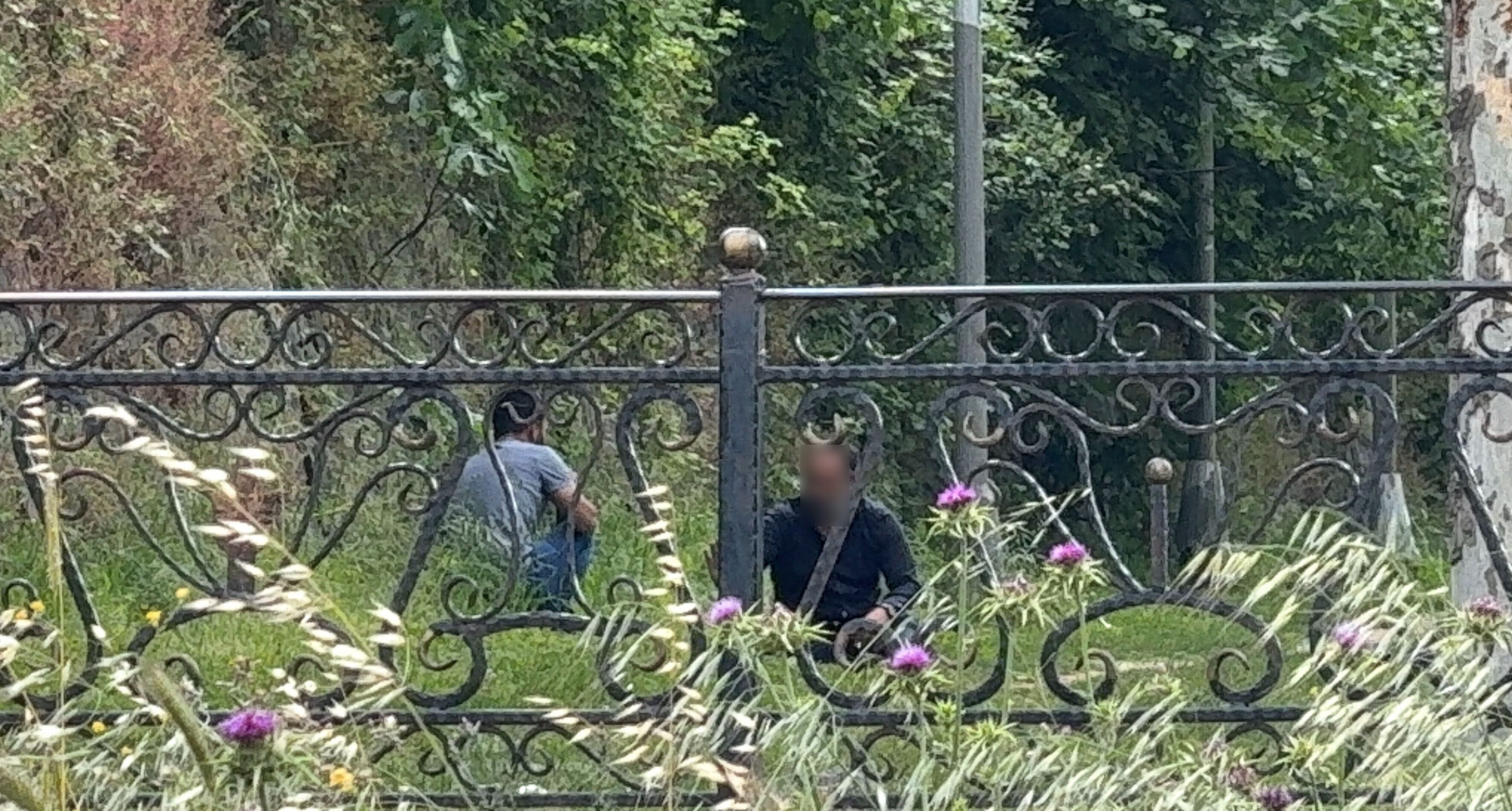 İstanbul'da korku dolu anlar! Çocuk parkında kafasına tüfek dayadı İstanbul'da korku dolu anlar! Çocuk parkında kafasına tüfek dayadı - 2. Resim