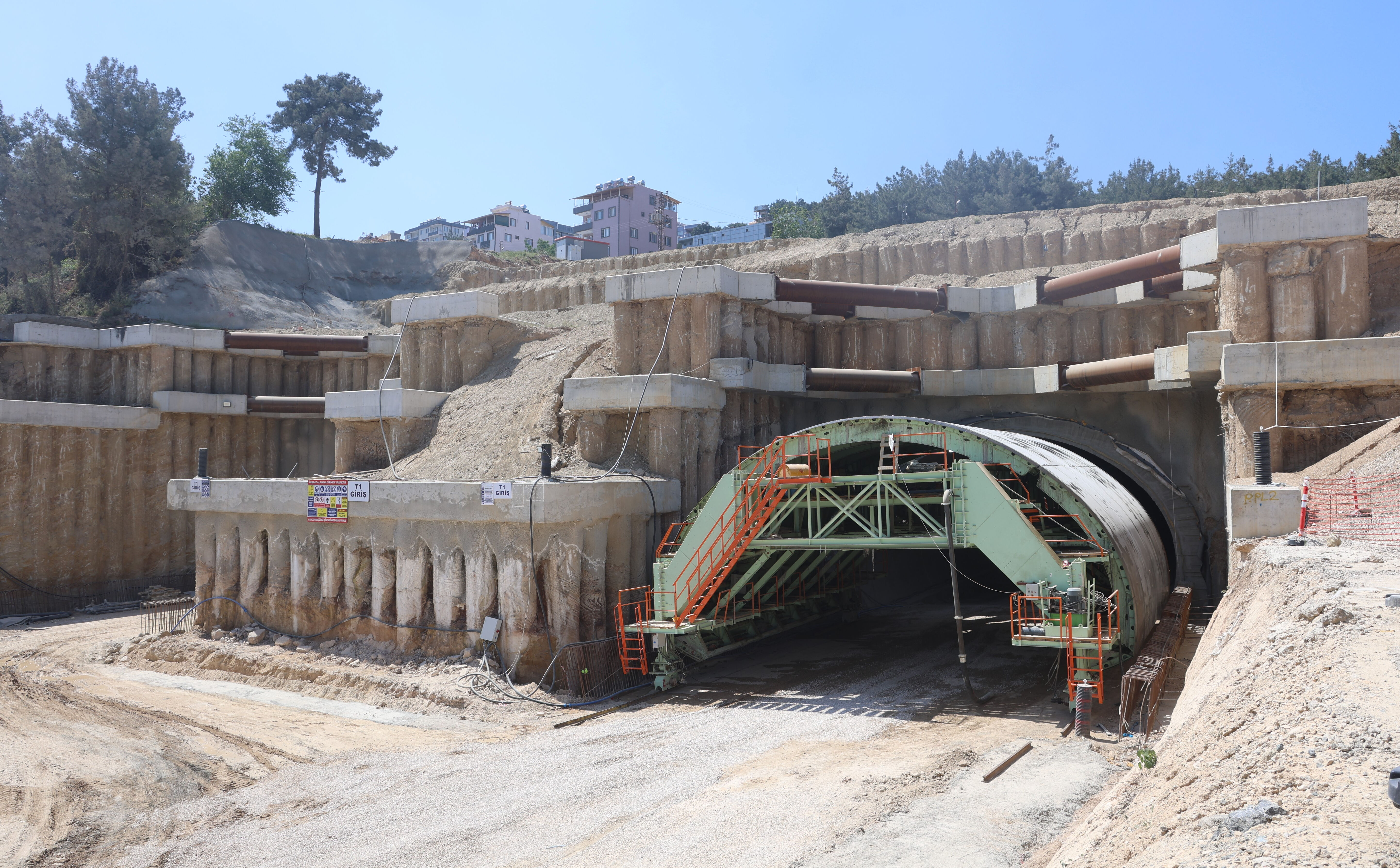 Milli bütçenin en büyük yatırımlarından! Mega projede dağları böyle aşacaklar - 2. Resim