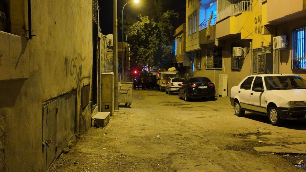 Şanlıurfa'da çatışma çıktı! Polise saldıran zanlı yaralı olarak yakalandı - 3. Resim