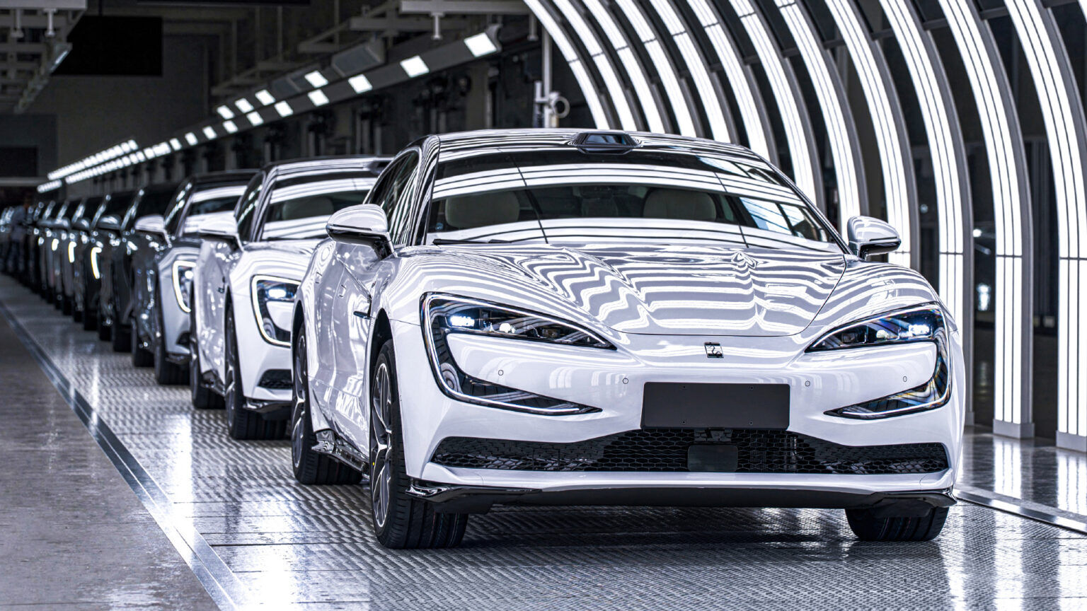 Alman devleri korkutan rakip: BYD U7 üretim hattından indi! - 1. Resim