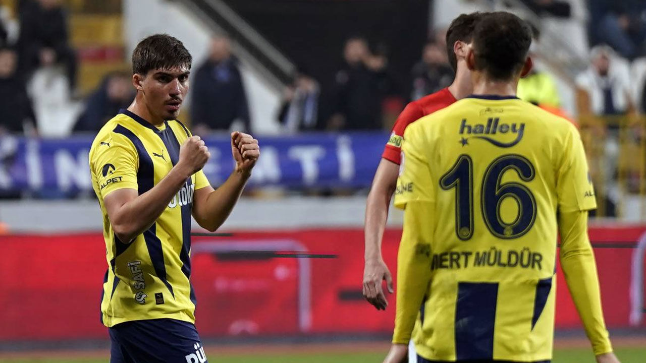 Fenerbahçe'nin yıldızına İtalyanlar talip! Kapıyı yakın zamanda çalacaklar