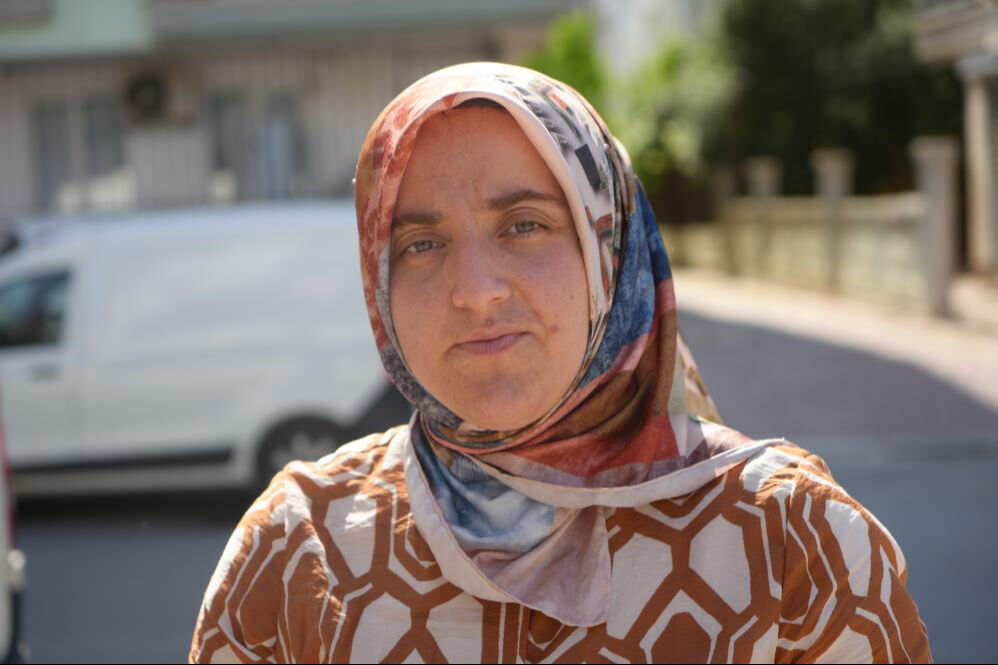 Antalya'da işe giden kadına çarpıp kaçtı! Plakası ve tamponu olay yerinde delil olarak kaldı İşe giden kadına çarpıp kaçtı! Plakası ve tamponu olay yerinde delil olarak kaldı - 6. Resim