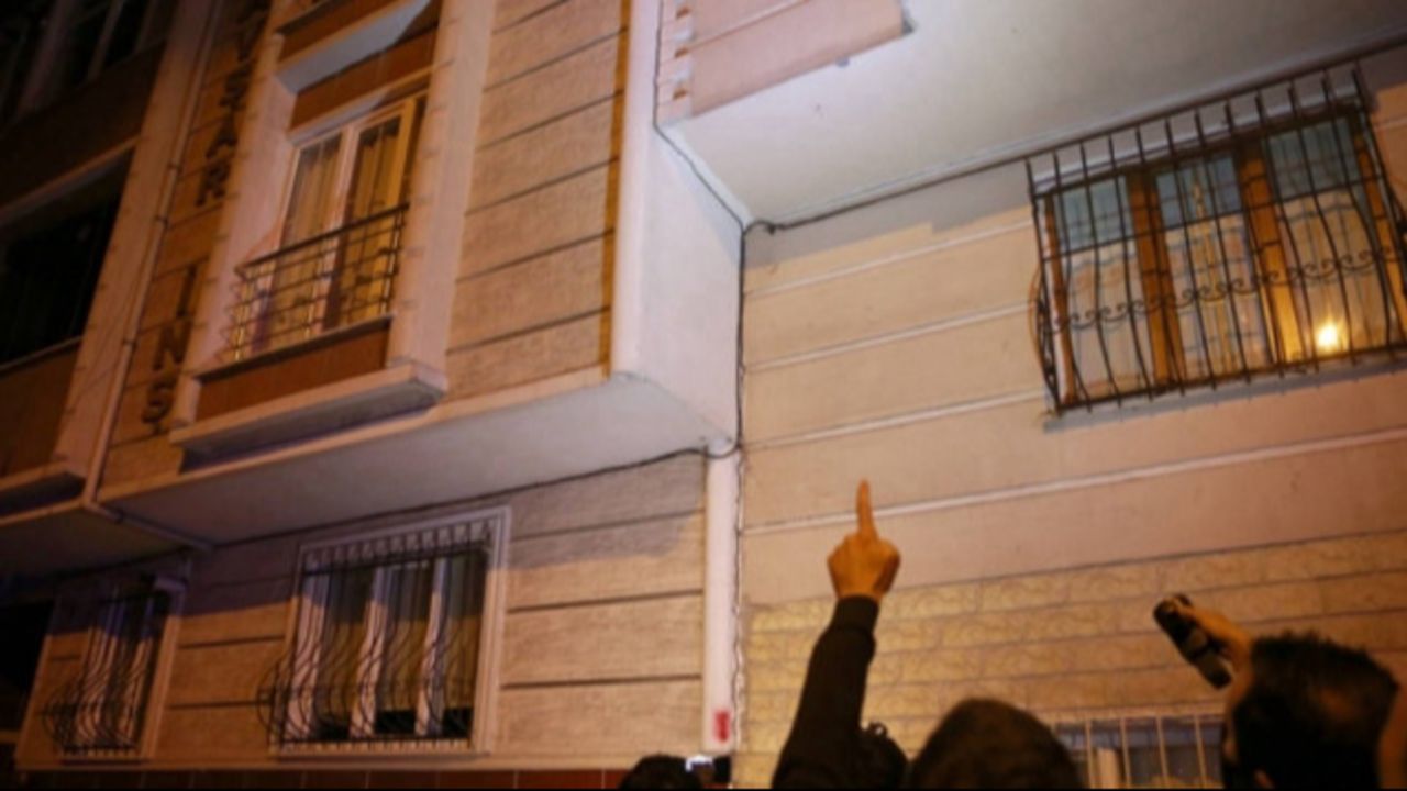 İstanbul'daki 6,2'lik depremden sonra oldu! İnsanlar tedirgin: Tehlike saçıyor İstanbul'daki 6,2'lik depremden sonra oldu! İnsanlar tedirgin: Tehlike saçıyor