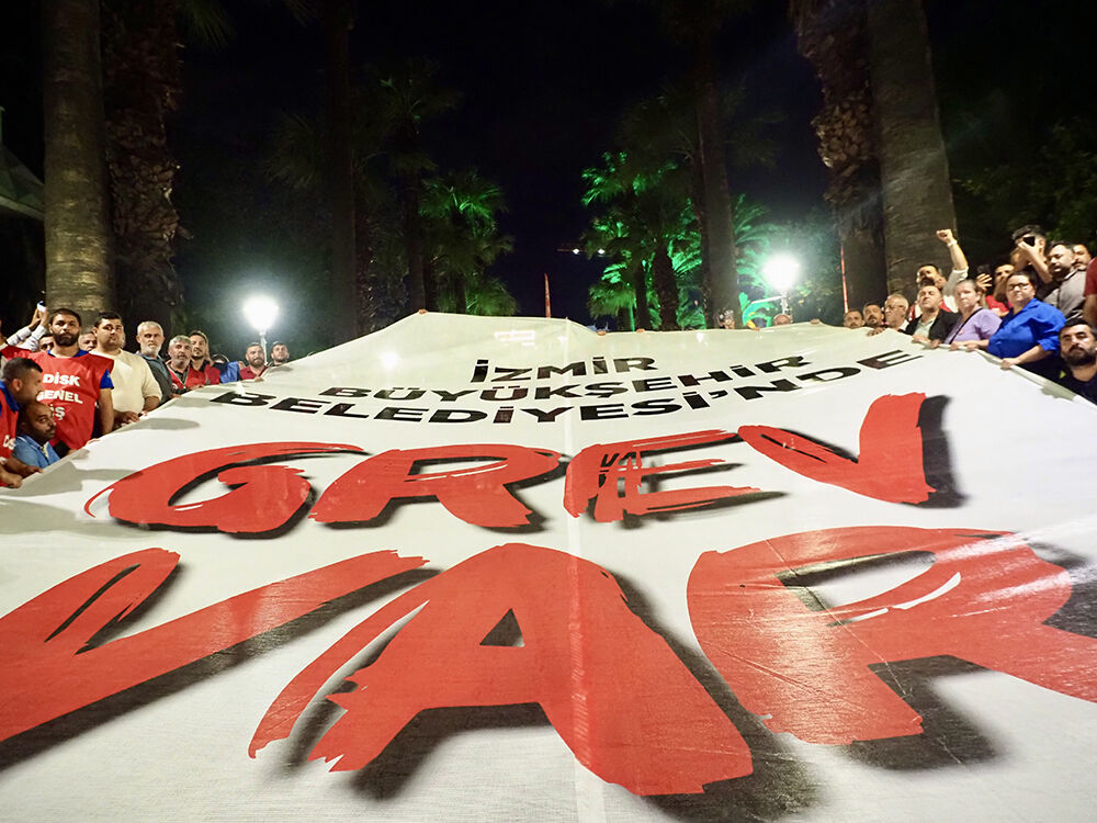 İzmir'de 23 bin işçi grev başlattı! Ulaşım başta olmak üzere birçok hizmet duracak... - 2. Resim