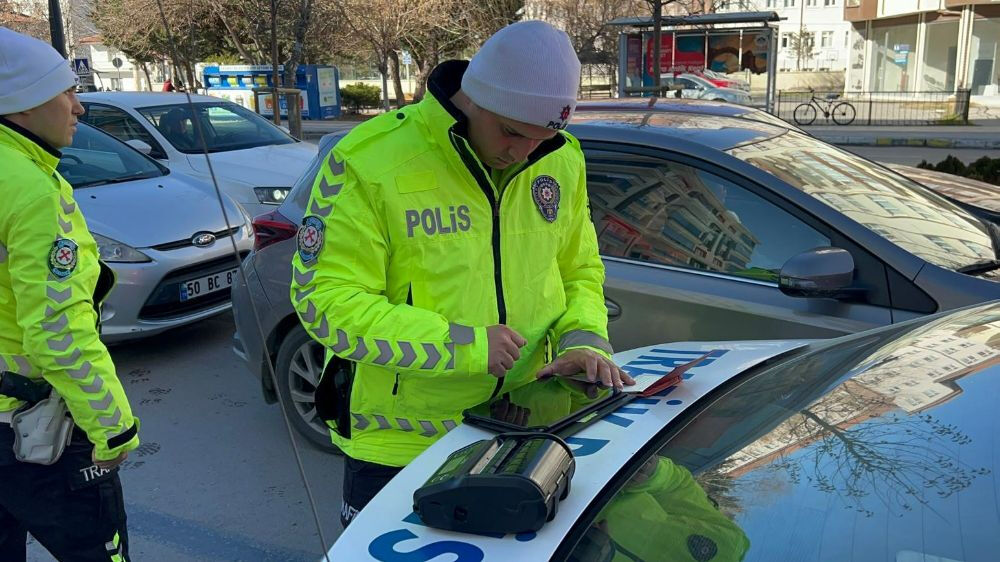 Yeni trafik cezaları belli oldu mu? Trafik cezalarının artırılmasına dair kanun teklifi kabul edildi! - 4. Resim