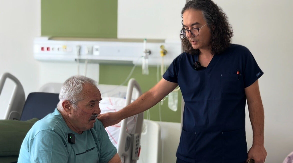 70 yaşında ters köşe! Dede sigaraya noktayı koydu: Bu iş kötüye gidiyor - 1. Resim