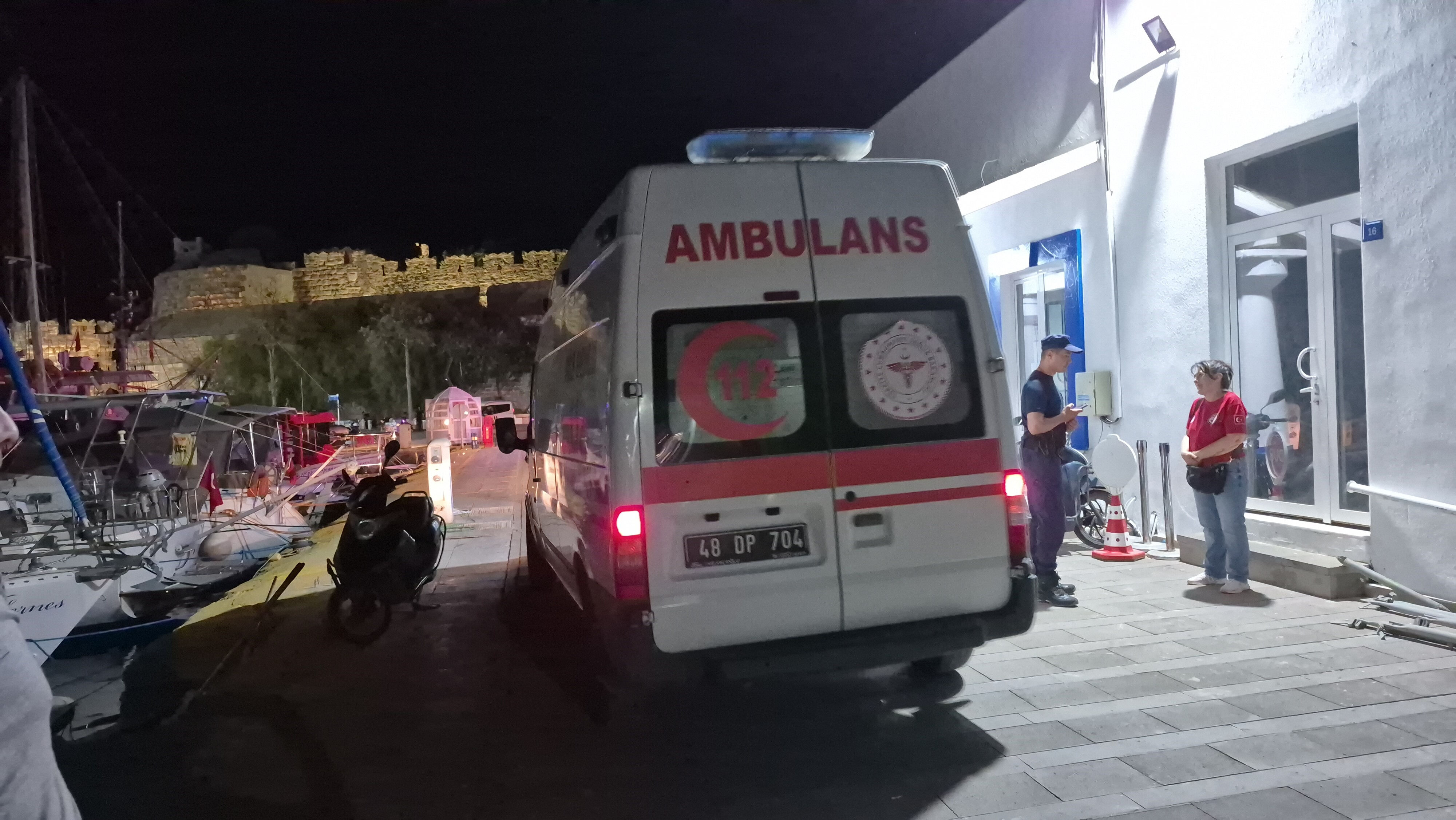 Ayağına ağırlık bağlayıp intihar etti! 2 metre derinlikte bulundu Ayağına ağırlık bağlayıp intihar etti! 2 metre derinlikte bulundu - 1. Resim