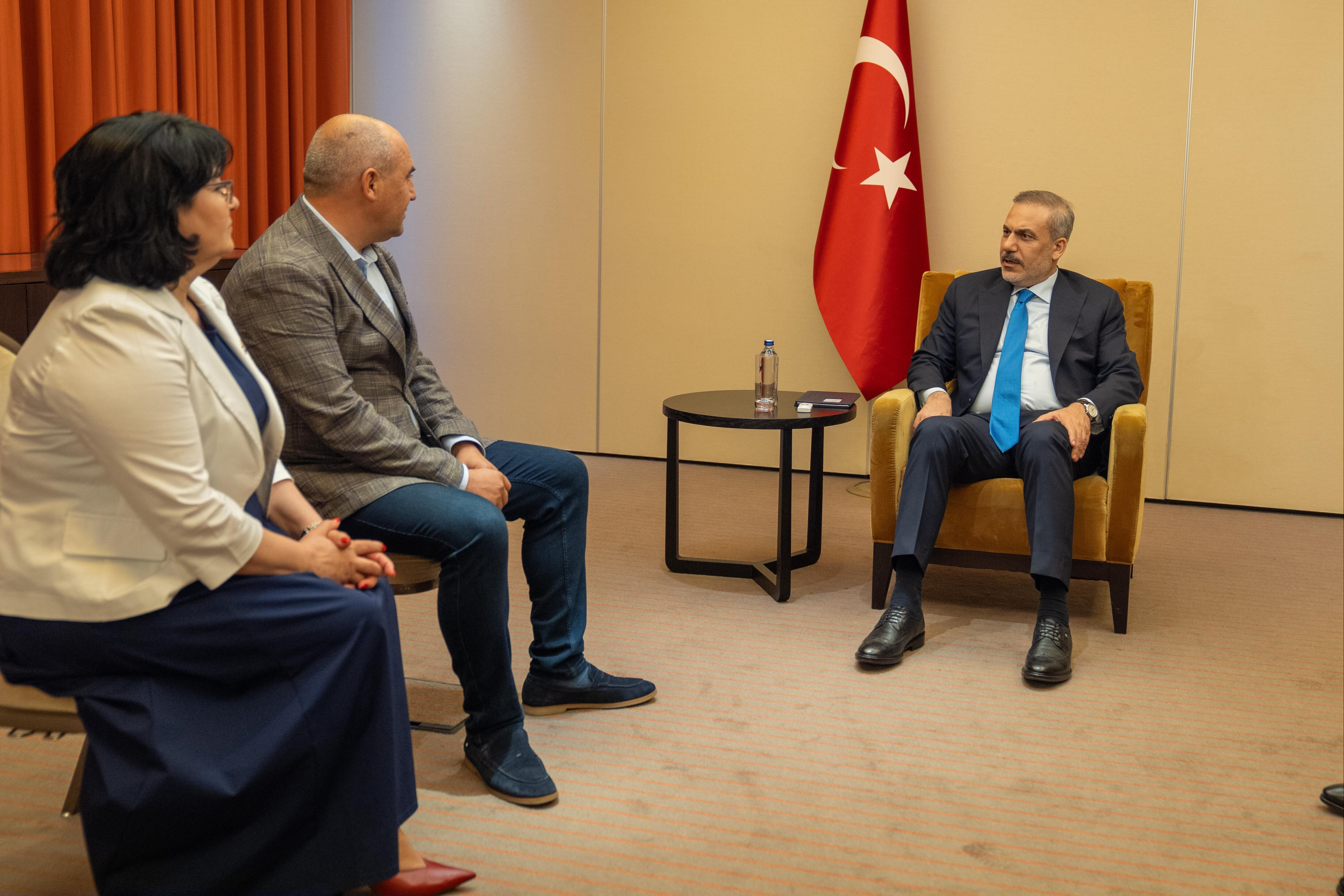 Dışişleri Bakanı Fidan, Kırım Tatarları ile g&ouml;r&uuml;şt&uuml; - 2. Resim