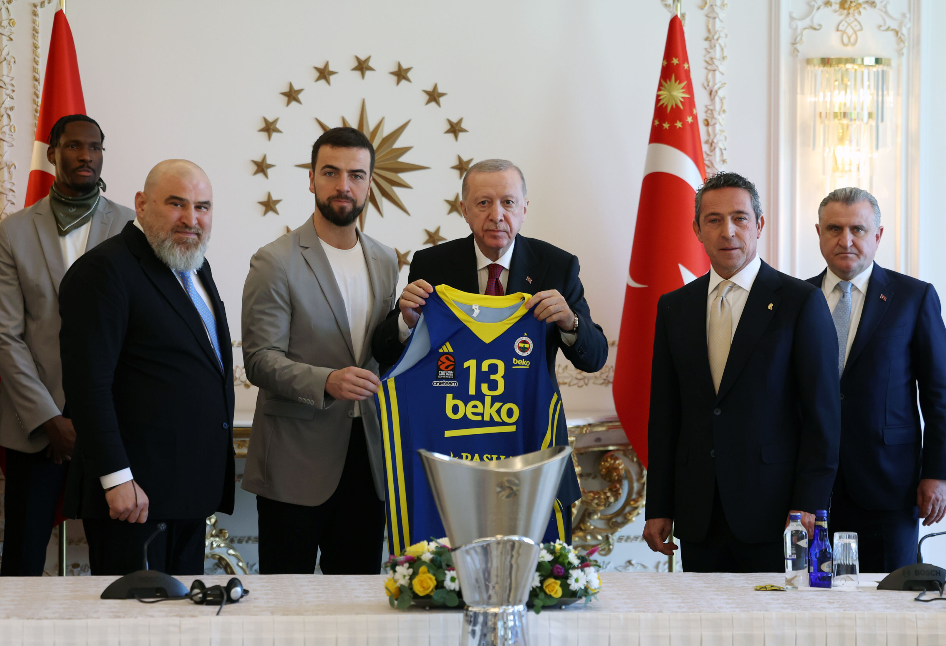 Cumhurbaşkanı Erdoğan, Fenerbahçe Beko'yu kabul etti - 1. Resim
