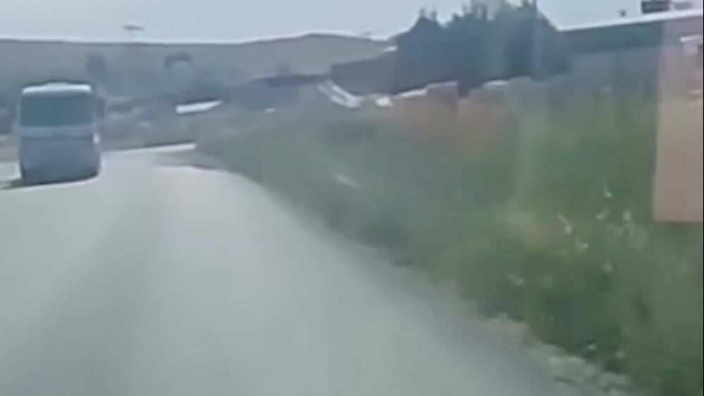 Denizli'de faciaya ramak kala: Tonlarca ağırlıktaki mermer altında ezilmekten son anda kurtuldu Denizli'de faciaya ramak kala: Tonlarca ağırlıktaki mermer altında ezilmekten son anda kurtuldu - 1. Resim