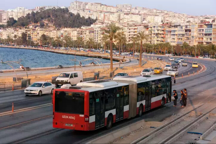 İzmir metro çalışıyor mu son dakika? 29 Mayıs İzmir'de toplu taşıma çalışıyor mu? - 3. Resim