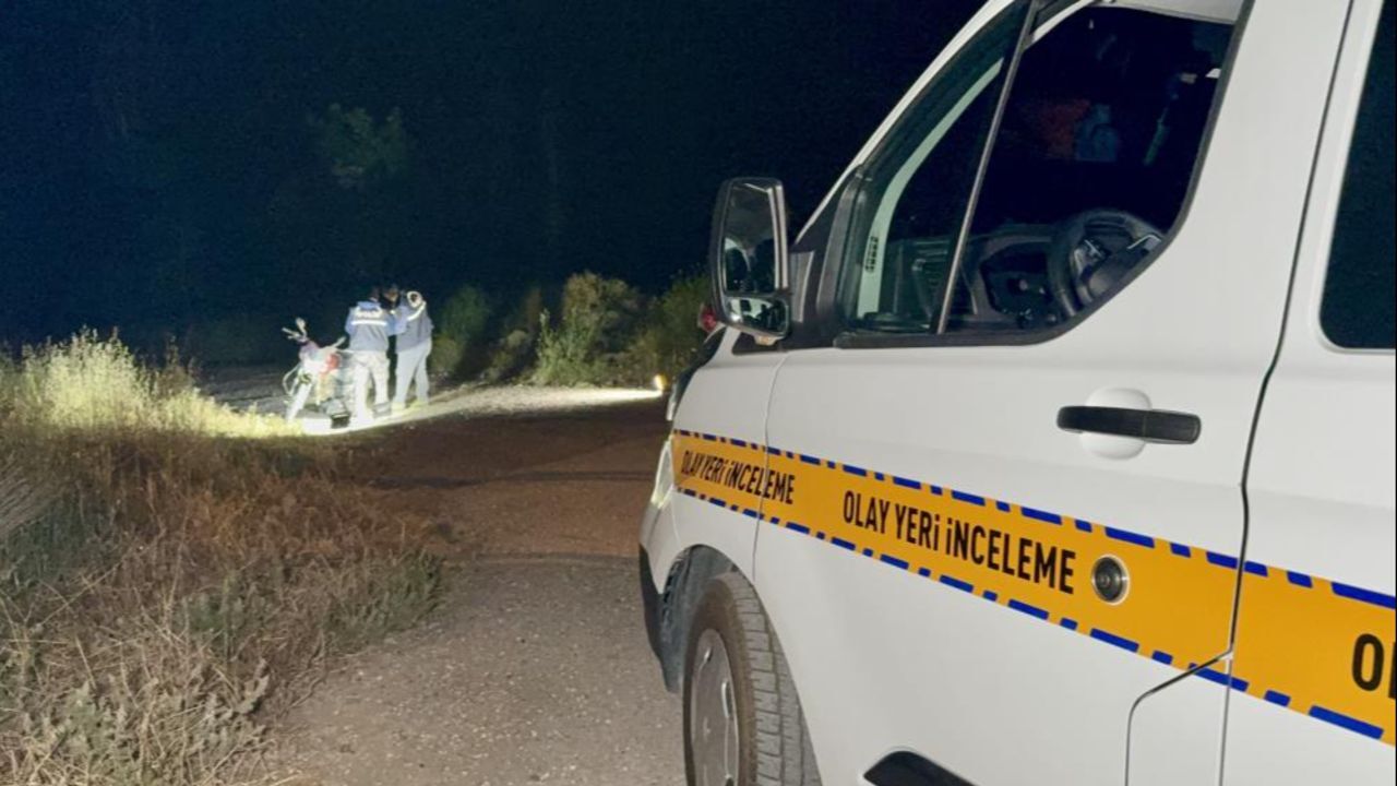 Trafik kazası ihbarına gittiler cinayet çıktı! Kız arkadaşı gözlerinin önünde...