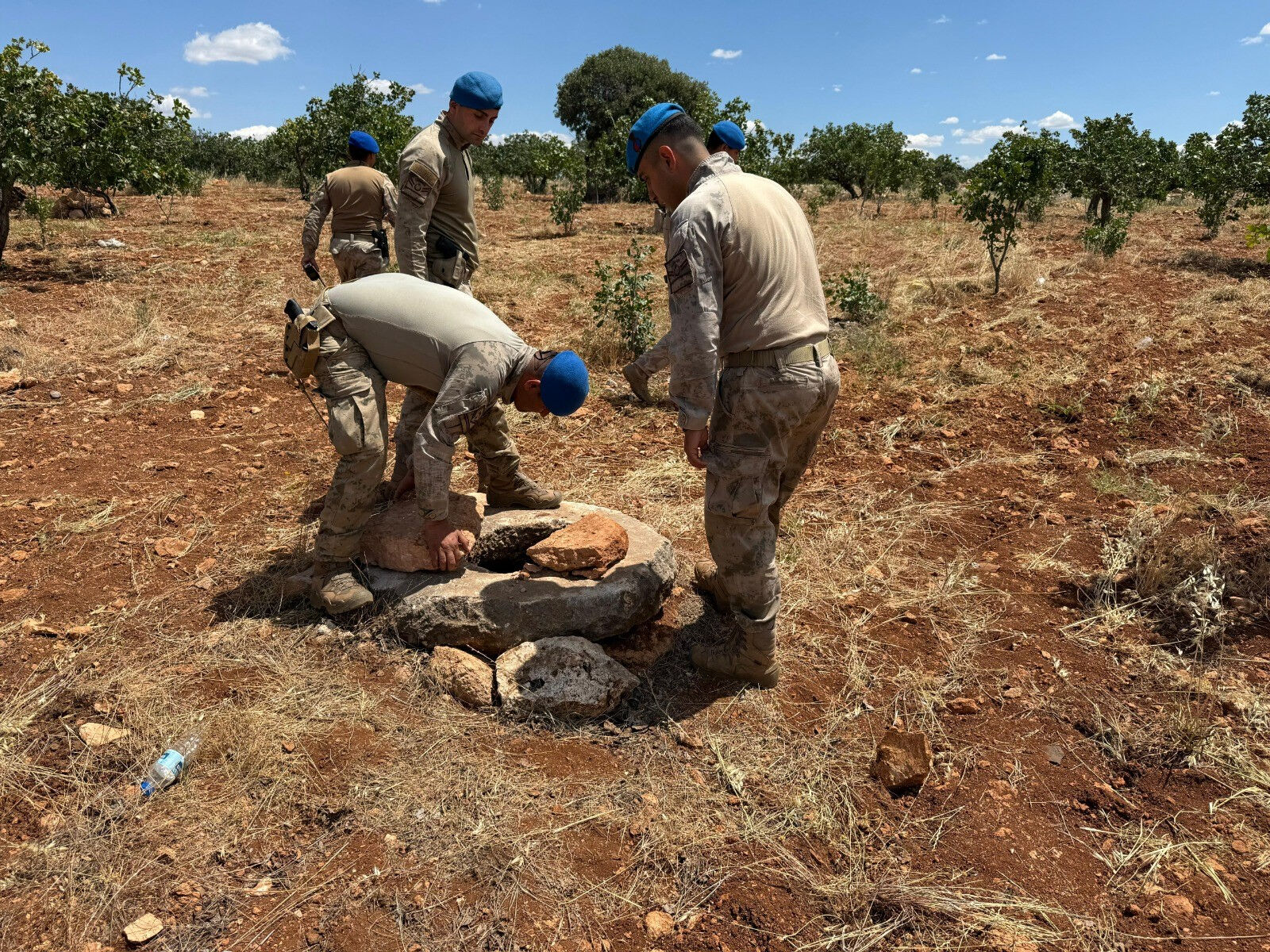 10 yaşındaki otizmli Onurcan nerede? Yüzlerce kişi onu arıyor... - 1. Resim
