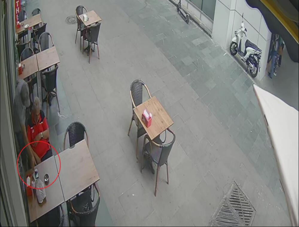 Adisyonu bile almış! Börekçide uyuyakaldı, gözlerini açınca neye uğradığını şaşırdı - 2. Resim