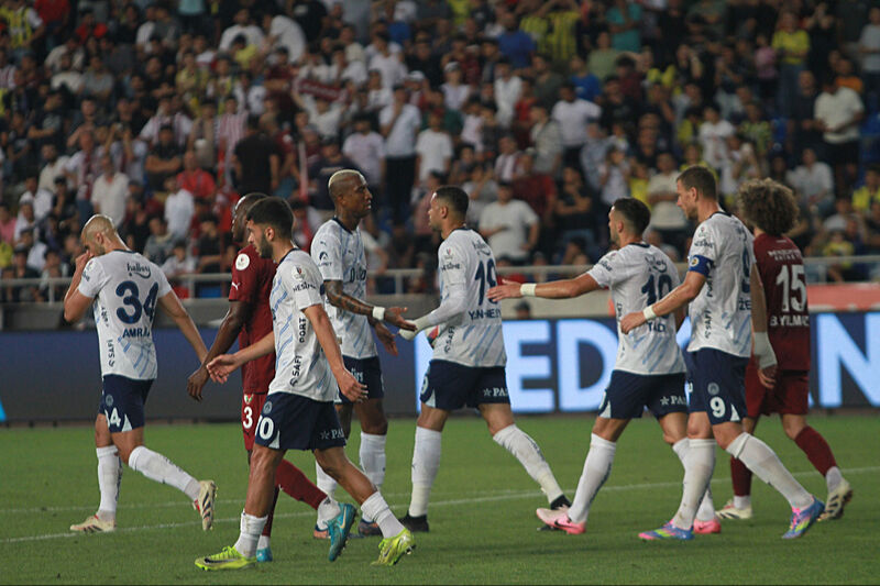 Fenerbahçe - Konyaspor ilk 11 belli oldu! Kimler eksik kimler cezalı? Fenerbahçe - Konyaspor ilk 11 belli oldu! Kimler eksik kimler cezalı? - 1. Resim