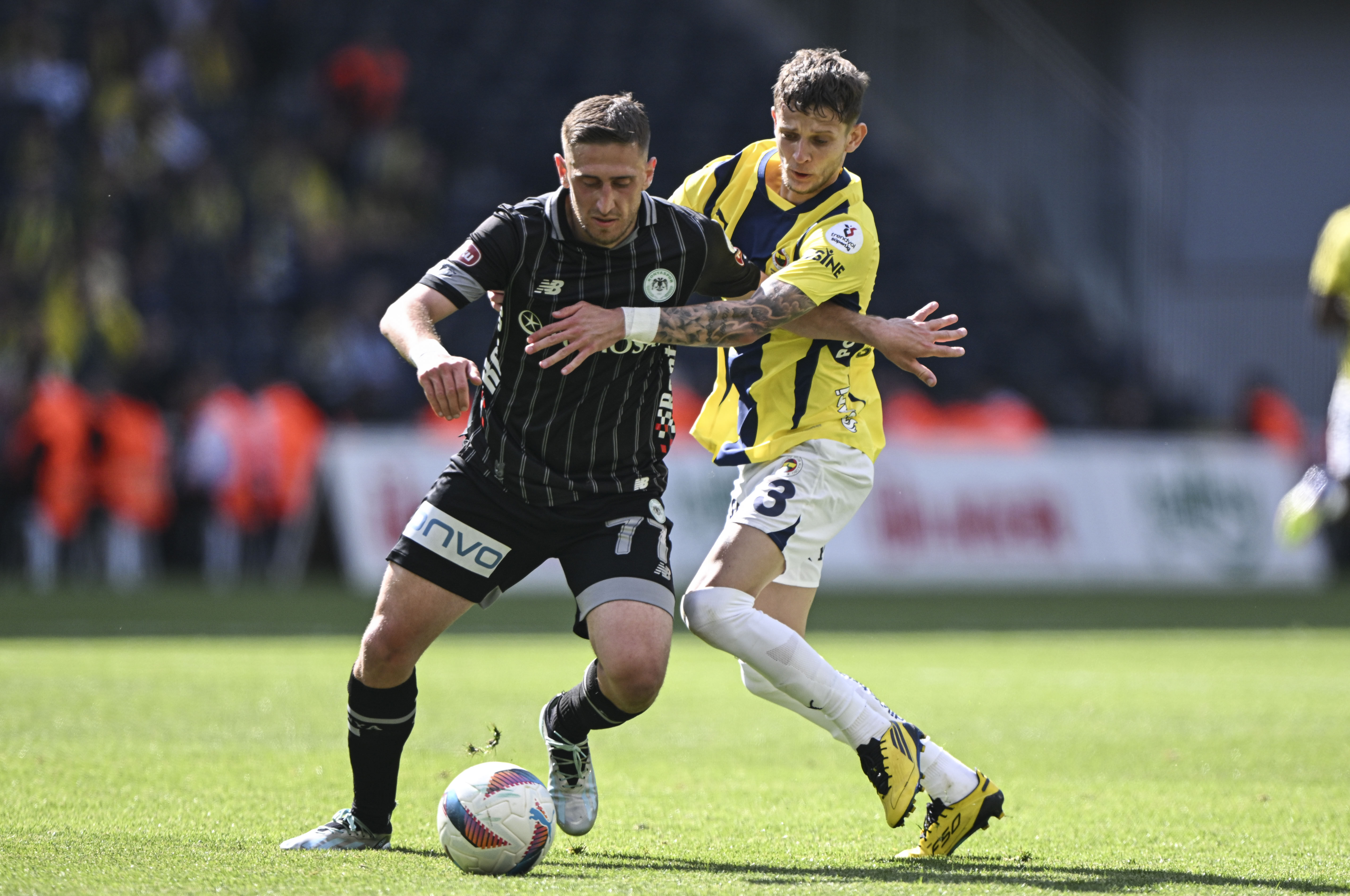 Fenerbahçe sezonu galibiyetle kapattı! Konyaspor karşısında geriden geldi Fenerbahçe sezonu galibiyetle kapattı! Konyaspor karşısında geriden geldi - 1. Resim