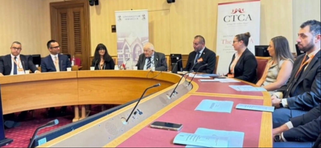 İngiliz Lord, KKTC’ye uygulanan tecridi Parlamento’da yerle bir etti! 