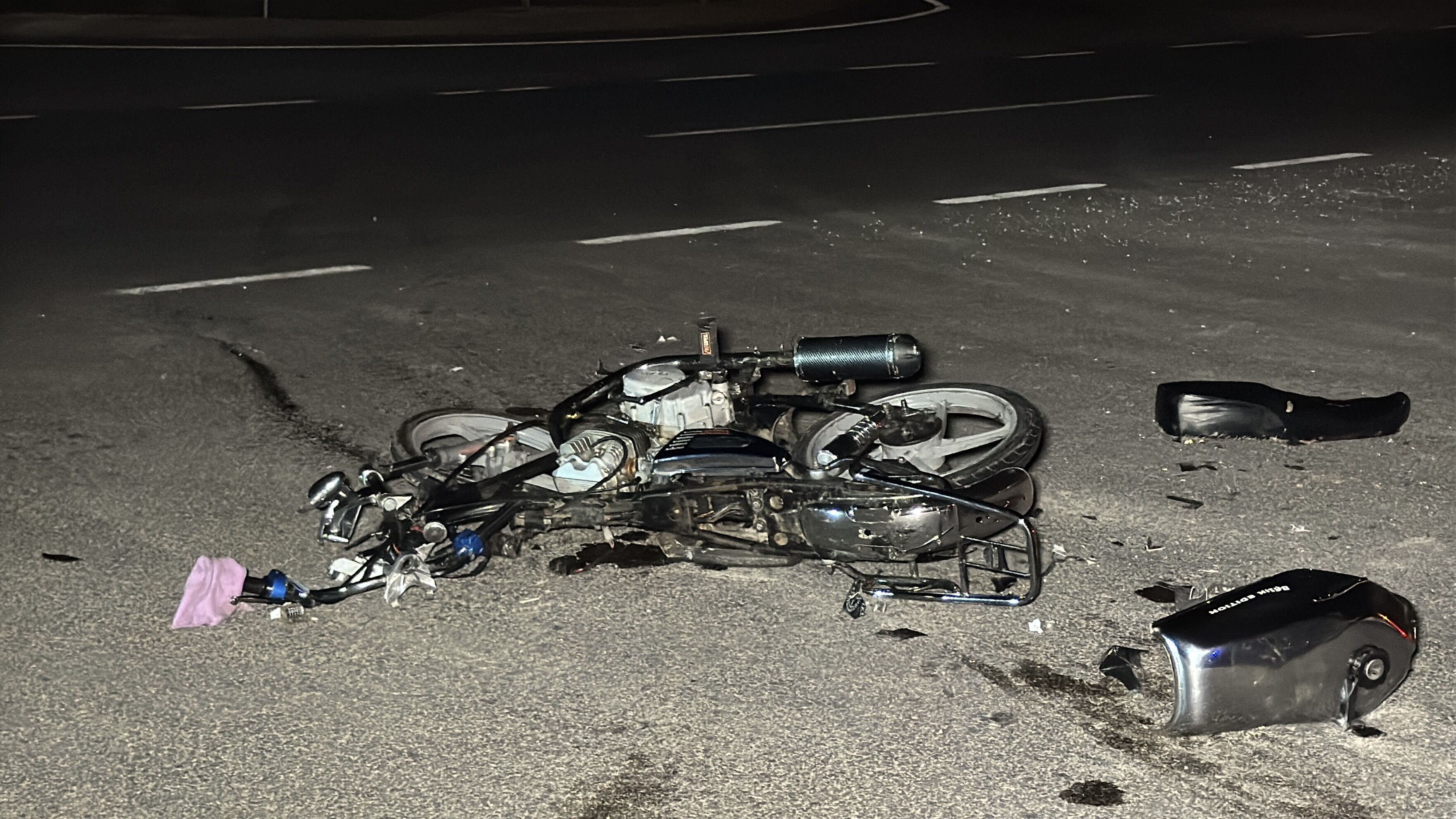 İzmit'te korkunç kaza! Motosiklet ile otomobil çarpıştı: Can kaybı ve yaralılar var - 1. Resim