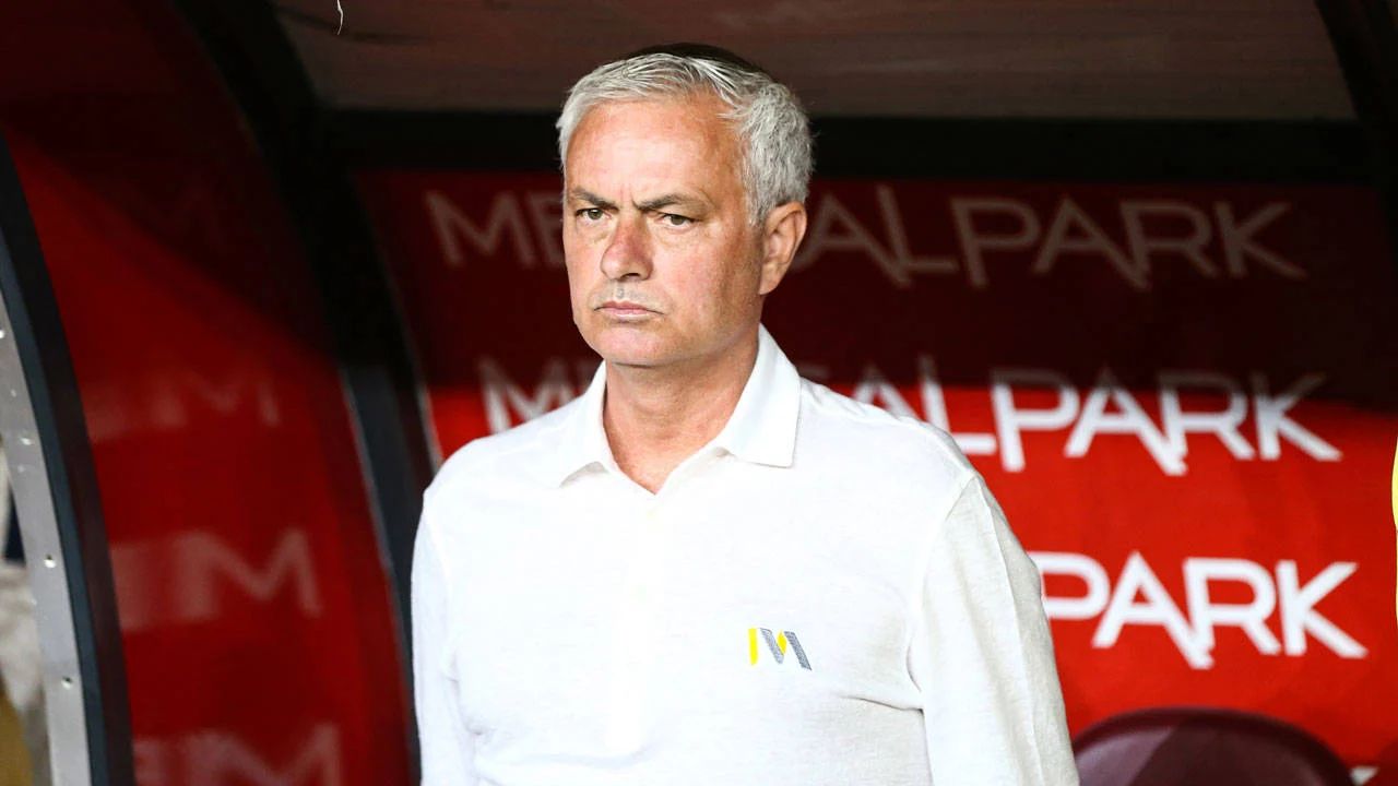 MOU'nun son maçı mı? Fenerbahçe'de birçok isim bugün vedaya hazırlanıyor MOU'nun son maçı mı? Fenerbahçe'de birçok isim bugün vedaya hazırlanıyor