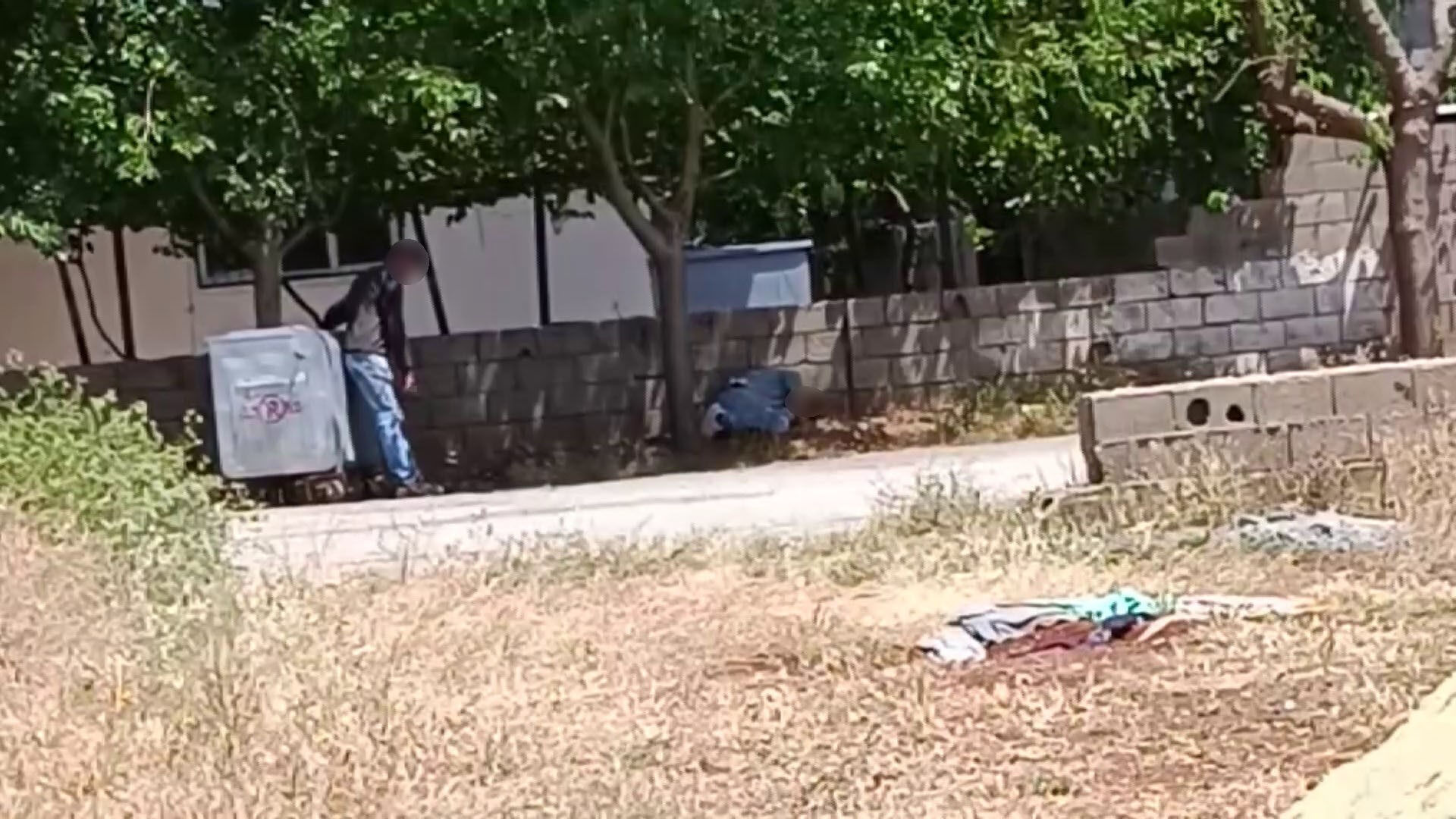 Adıyaman'da sokaklarda panik hakim! "Zombi" gibi dolaşıyorlar, ne i&ccedil;tikleri me&ccedil;hul... - 2. Resim