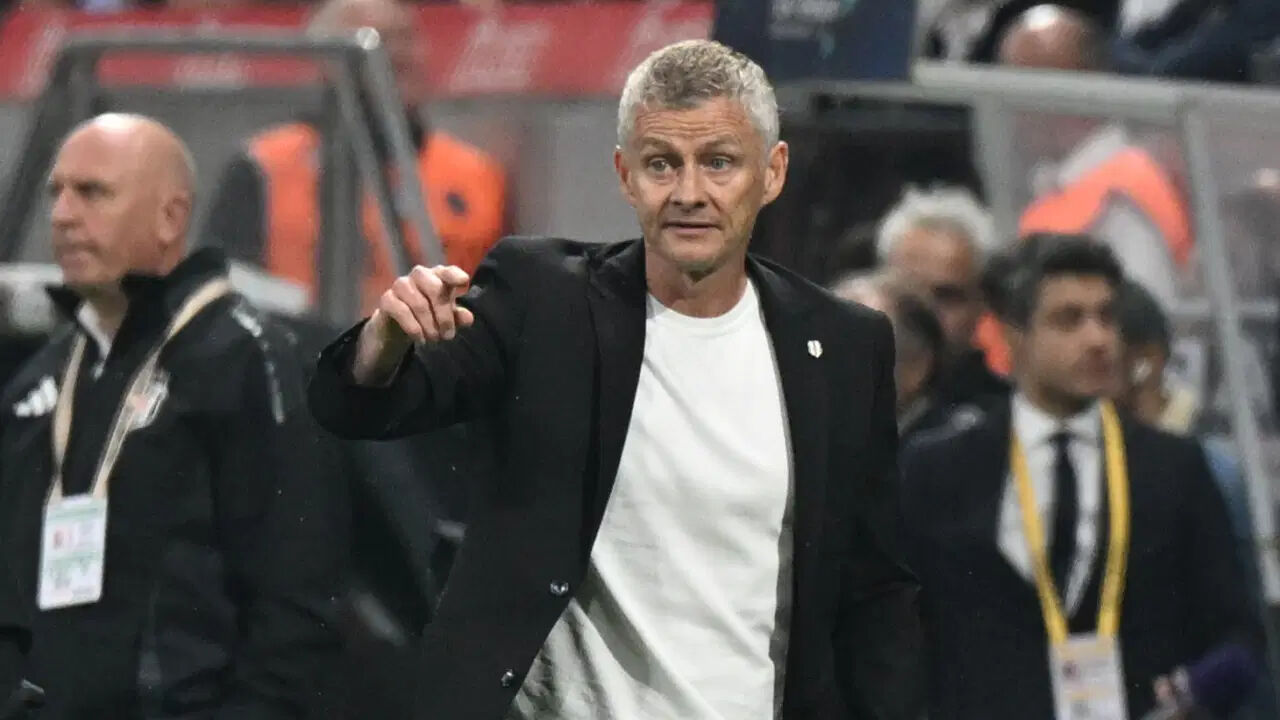 Beşiktaş Başkanı Serdal Adalı, çıkan söylentileri yalanladı! Solskjaer'le devam! - 1. Resim