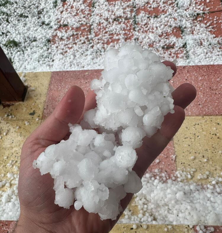 Bir anda bastırdı! Haziran ayında beyaz manzara - 1. Resim