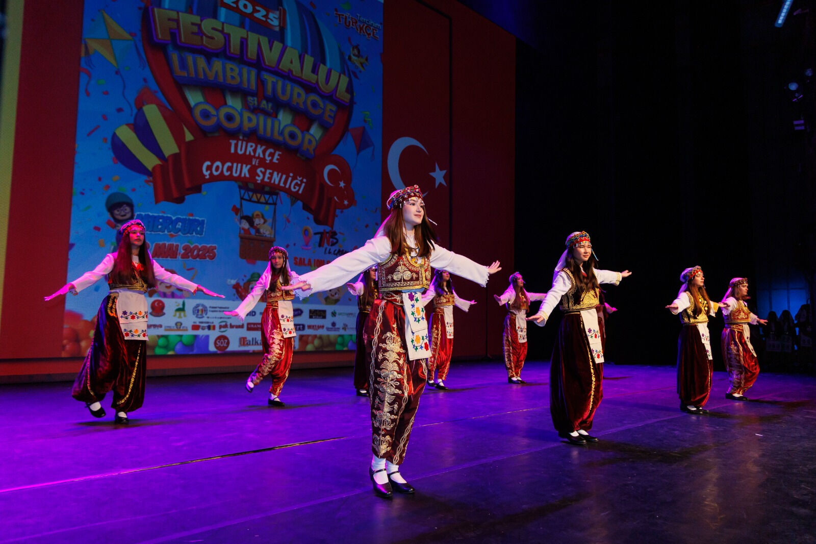 Romanya'da T&uuml;rk&ccedil;e ş&ouml;leni - 3. Resim