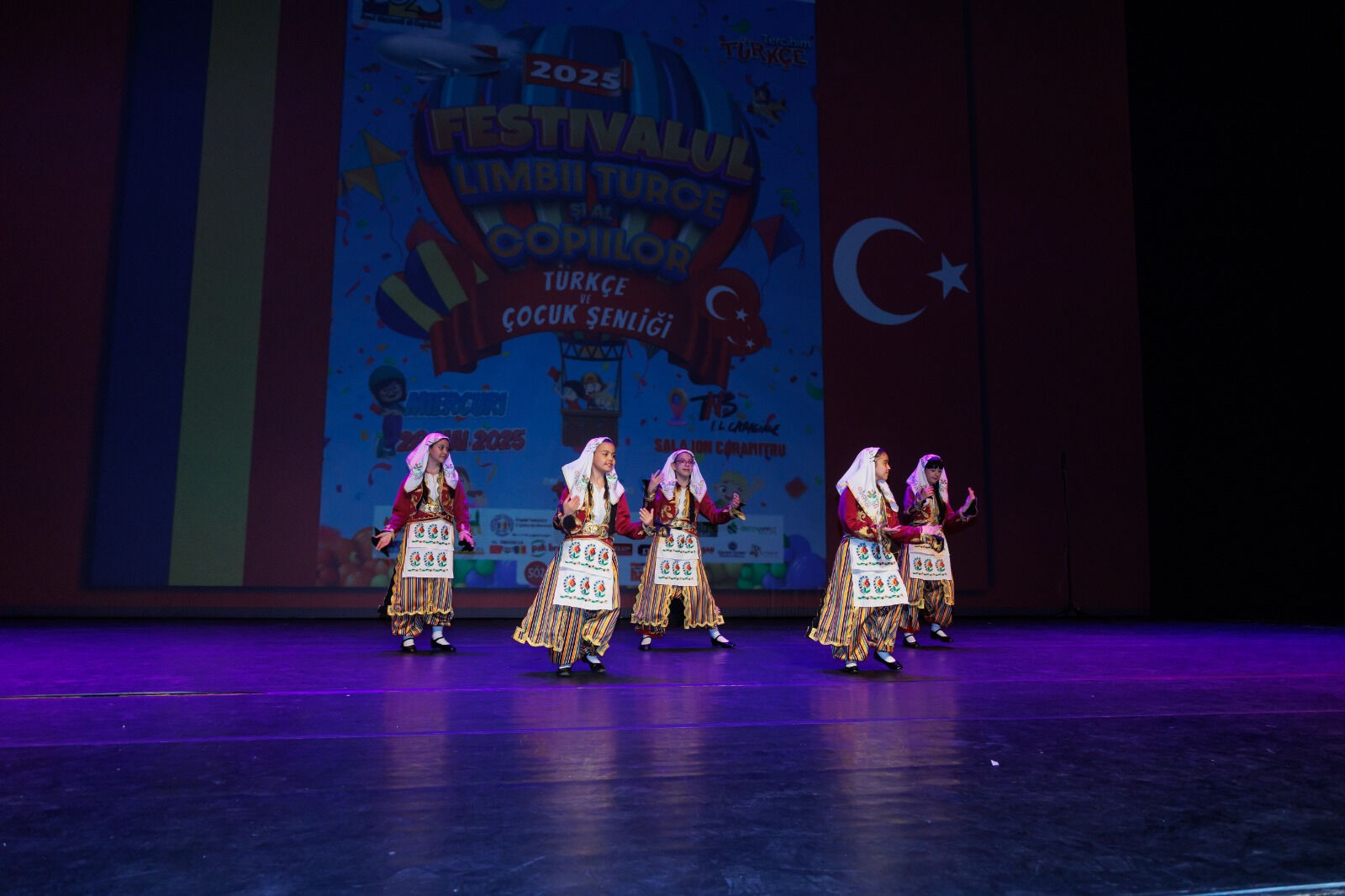 Romanya'da T&uuml;rk&ccedil;e ş&ouml;leni - 2. Resim