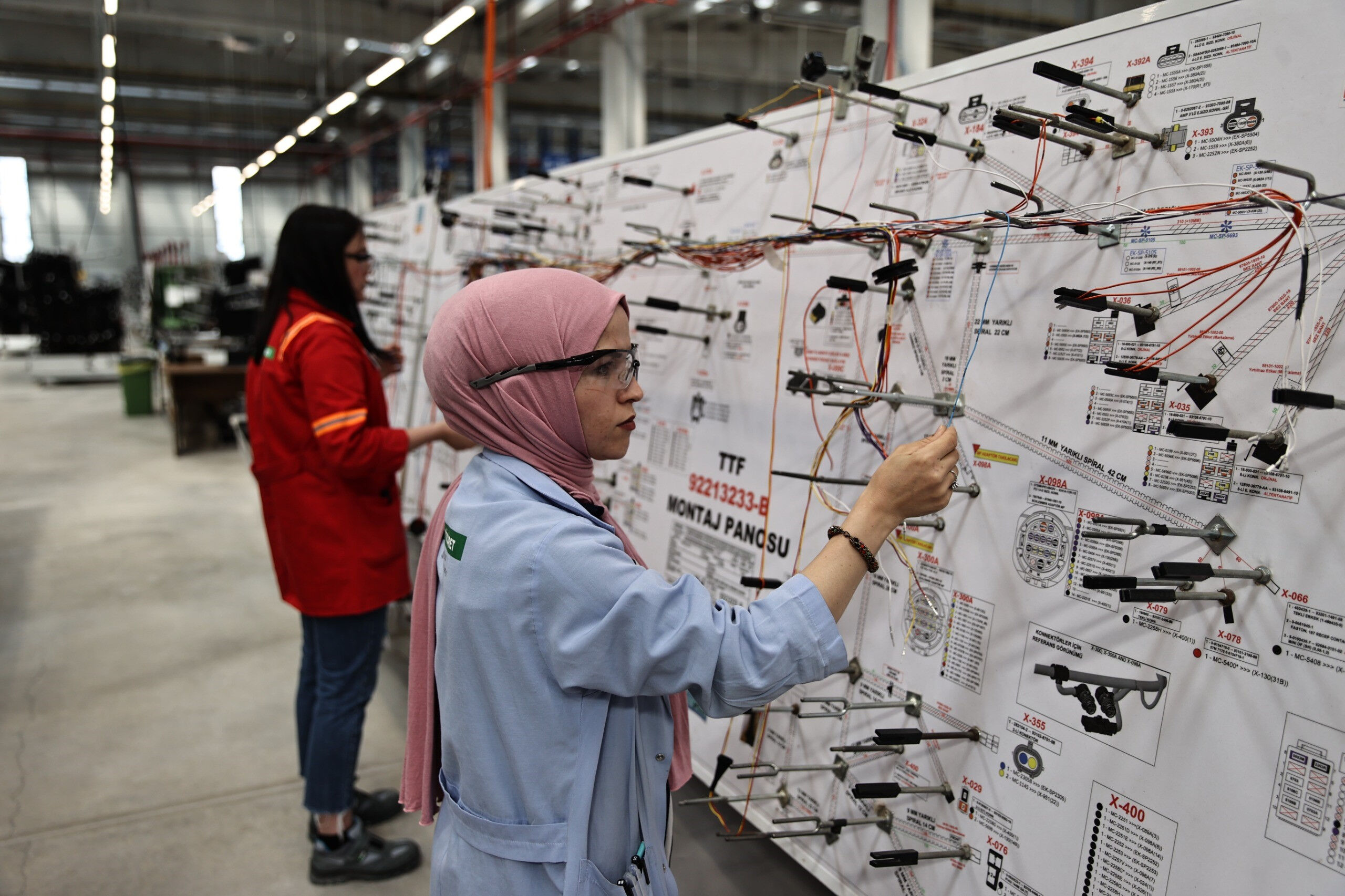 Şehrin üretim ve istihdam üssü olacak! 12 fabrika üretimde, 37'si yolda Şehrin üretim ve istihdam üssü olacak! 12 fabrika üretimde, 37'si yolda - 3. Resim