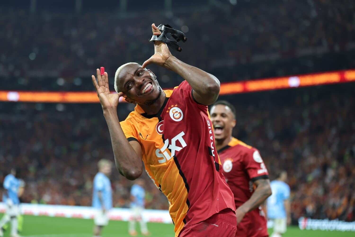 Victor Osimhen gol kralı oldu! Galatasaray bir kez daha zirvede - 4. Resim