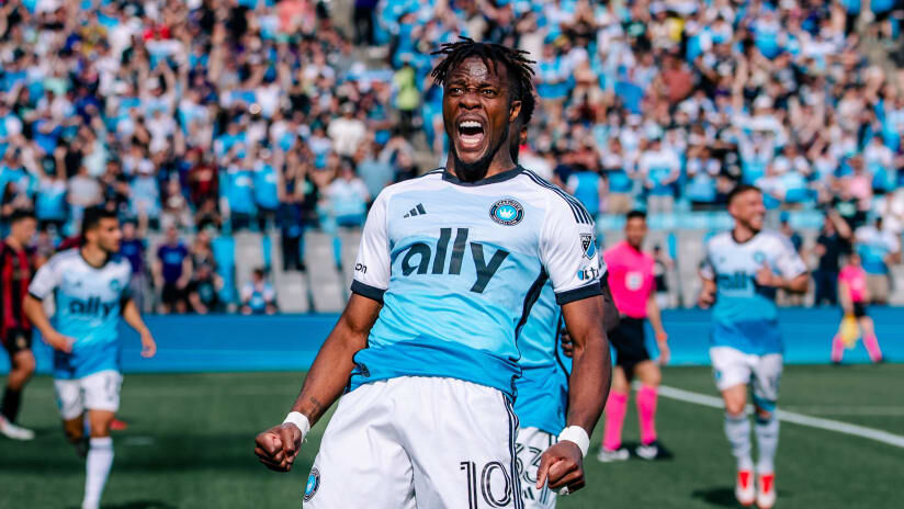 Wilfried Zaha d&ouml;nemi resmen bitti! Galatasaray para kazanacak - 1. Resim