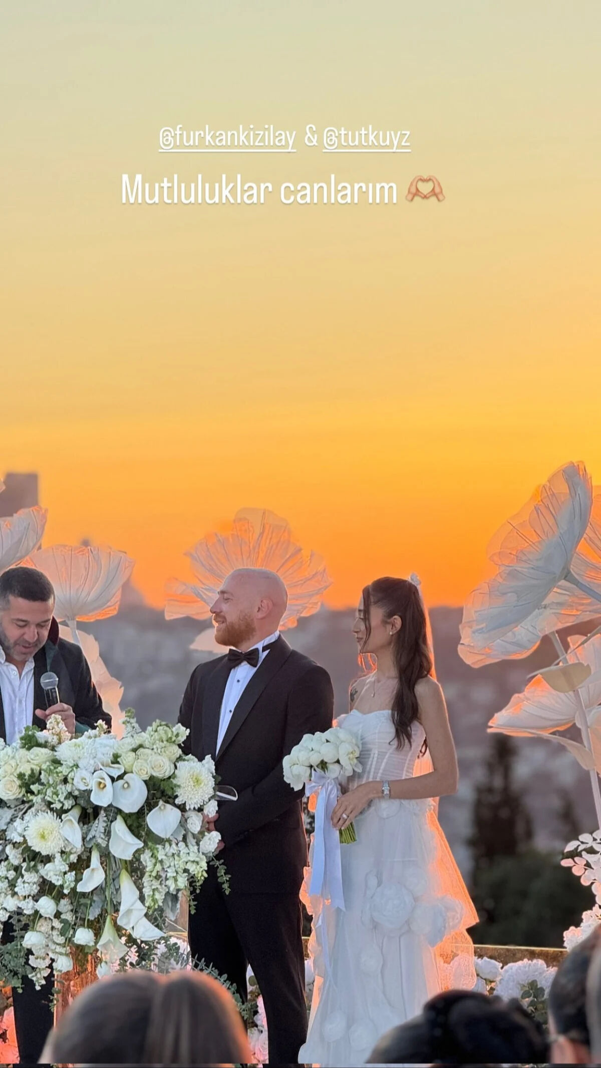 Çocuklar Duymasın ve Survivor'un yıldızı evlendi! 2 ismin yokluğu dikkat çekti - 3. Resim