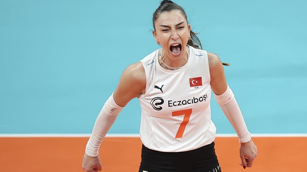 Fenerbahçe transferi resmen duyurdu! Hande Baladın imzayı attı Fenerbahçe transferi resmen duyurdu! Hande Baladın imzayı attı