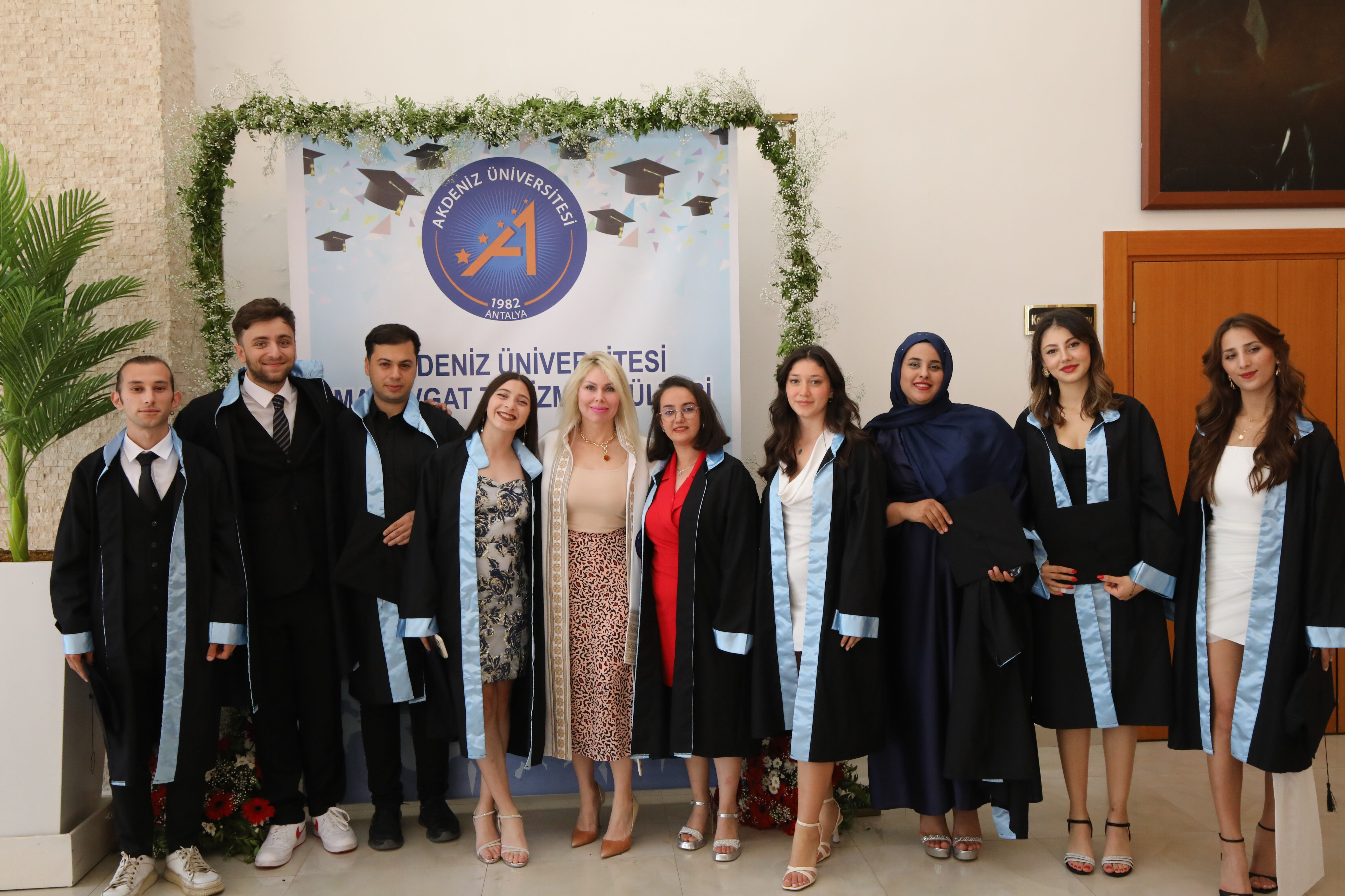 Özgür Özel hakkında suç duyurusu! 'Utanç duyulacak...