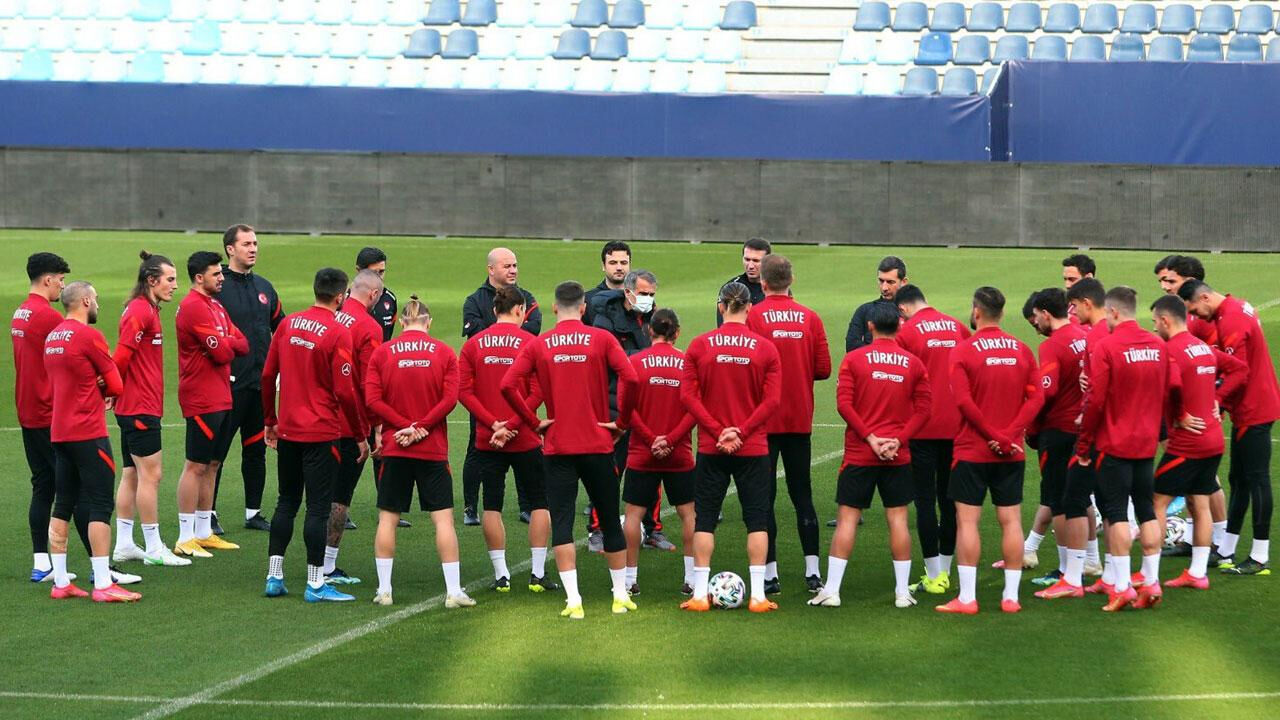 Türkiye Milli takım maçı ne zaman, hangi kanalda canlı yayınlanacak? Türkiye ABD Milli maç için geri sayıma başlandı! - 2. Resim