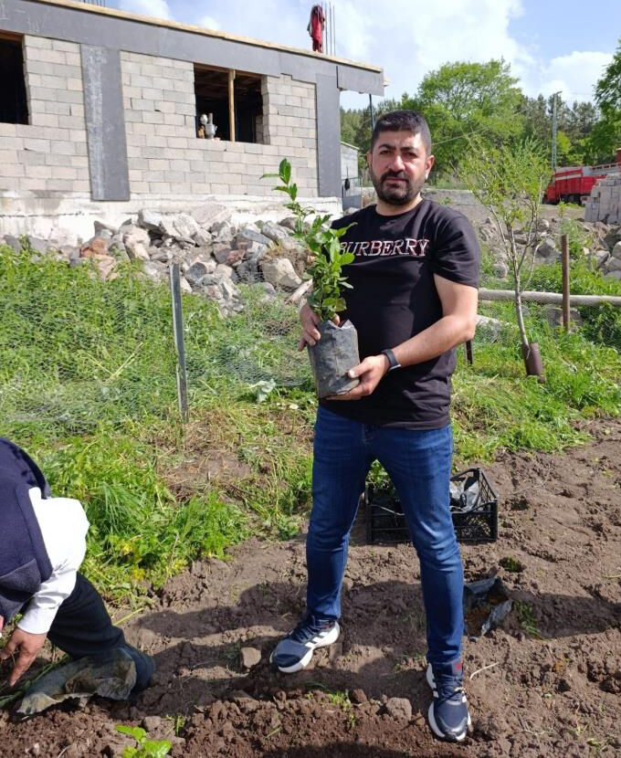 Ardahan'da tarihi an! Karadeniz'de gördüler, ilk kez çay ekimi yaptılar - 2. Resim