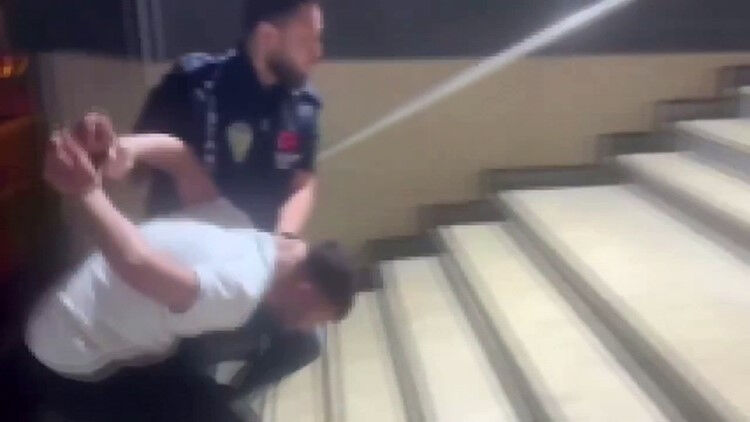 Avcılar'da iğrenç olay! Mesaj yoluyla 14 yaşındaki çocuğu taciz etti - 3. Resim