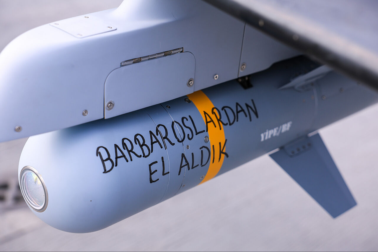 Bayraktar TB3 başarılarıyla göz doldurdu! TCG Anadolu gemisinde 100 sortiye ulaştı - 4. Resim