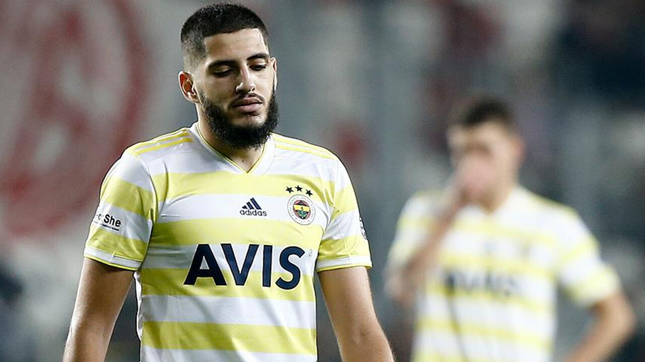 Eski yıldızdan olay sözler! Fenerbahçe'yi yerden yere vurdu, o teknik direktörü hedef aldı - 2. Resim