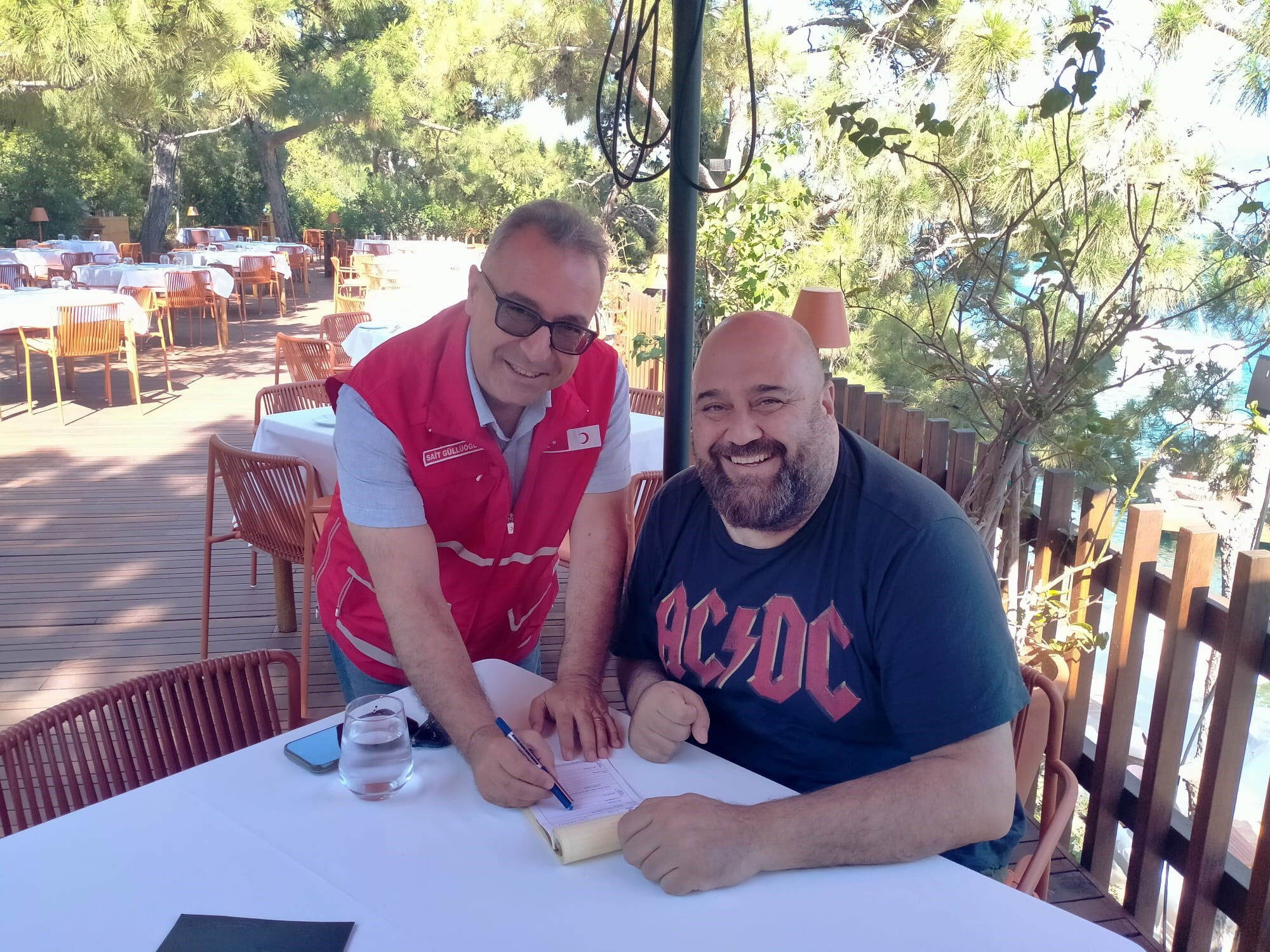 Ünlü şefler kurban bağışı yaptı, sevenlerine çağrıda bulundu - 2. Resim