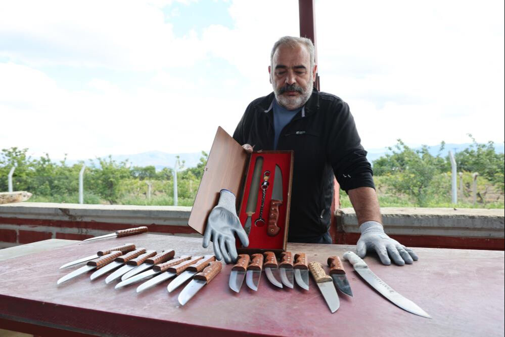 Acemi kasaplara m&uuml;jde! Bayramda hastanelik olmaya son, muhakkak kullanılmalı... - 4. Resim