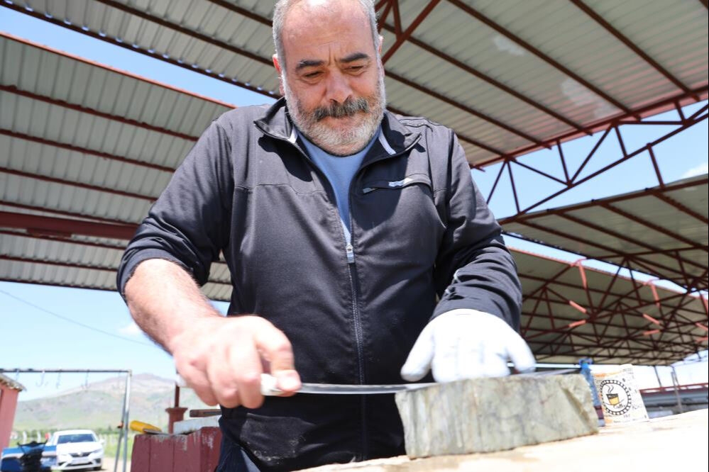 Acemi kasaplara m&uuml;jde! Bayramda hastanelik olmaya son, muhakkak kullanılmalı... - 1. Resim